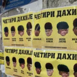 "Naši" oblepili Orašac plakatima: Opozicioni političari kao četiri dahije 5
