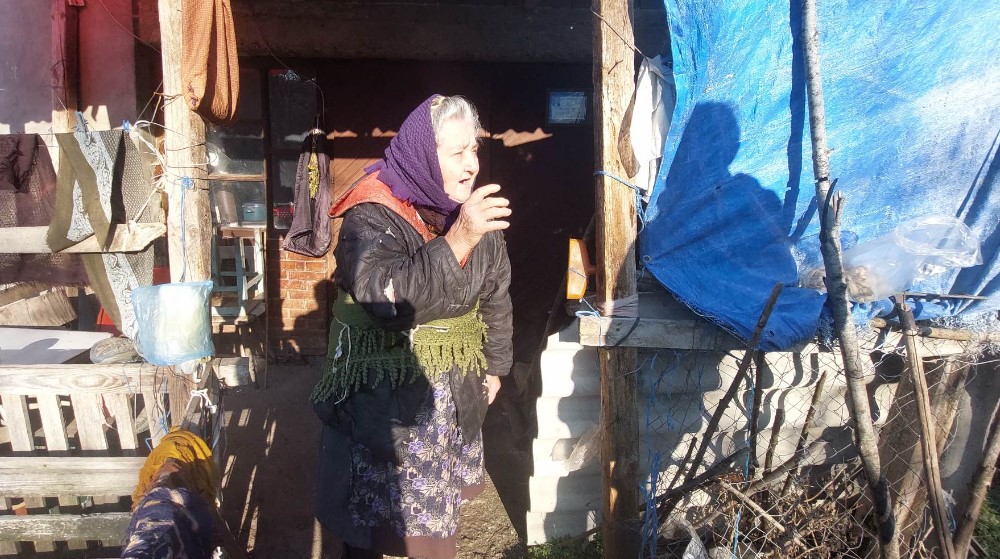 “Molim boga da umrem da se smirim, ne mogu više ovako”: Muke baka Perse iz sela pored Zaječara 4 “Molim boga da umrem da se smirim, ne mogu više ovako”: Muke baka Perse iz sela pored Zaječara 4