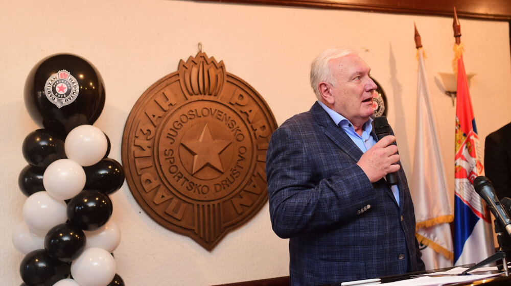 Skupo plaćeno skandiranje: Ko je smenjeni predsednik RK Partizan Željko Perkunić koji je vređao Aleksandra Vučića 1