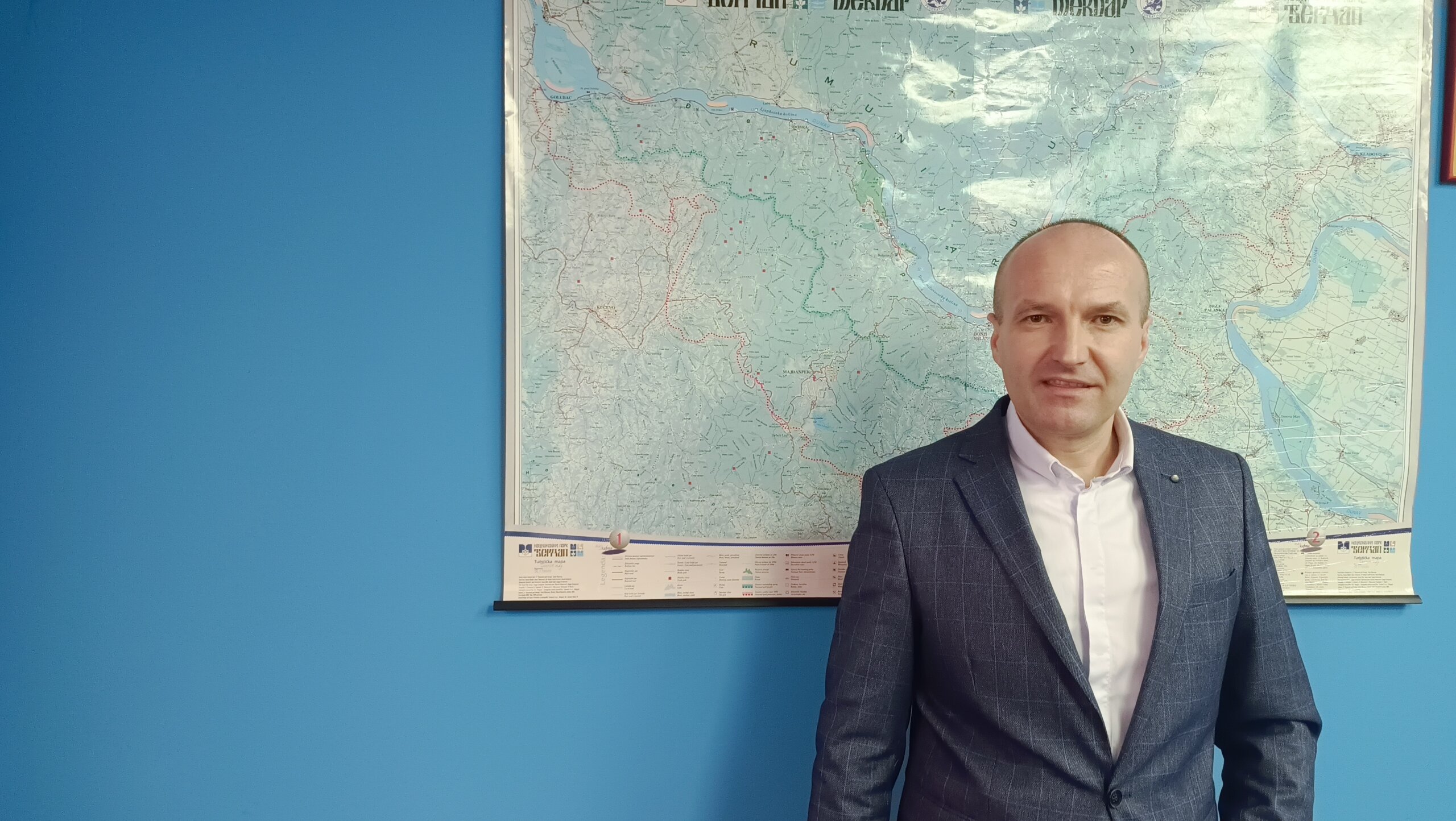 Ris Rista konačno zakoračio u slobodu: Pušten je u Nacionalni park Đerdap posle višemesečnog oporavka od povreda (VIDEO) 2