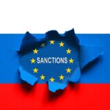 EU je odobrila deseti paket sankcija Rusiji na godišnjicu invazije 8