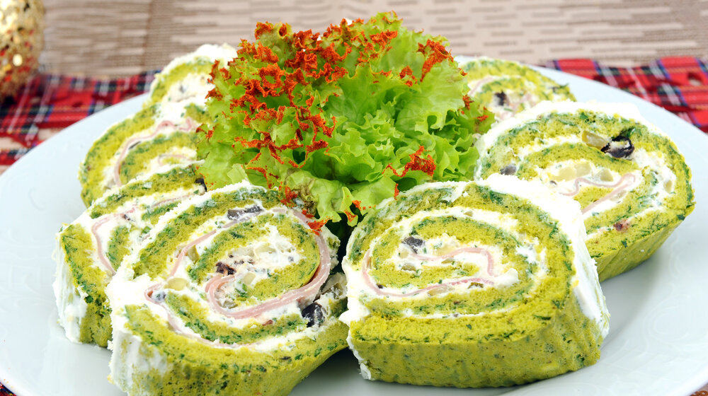 Zeleni rolat sa šunkom i sirom (recept) 1