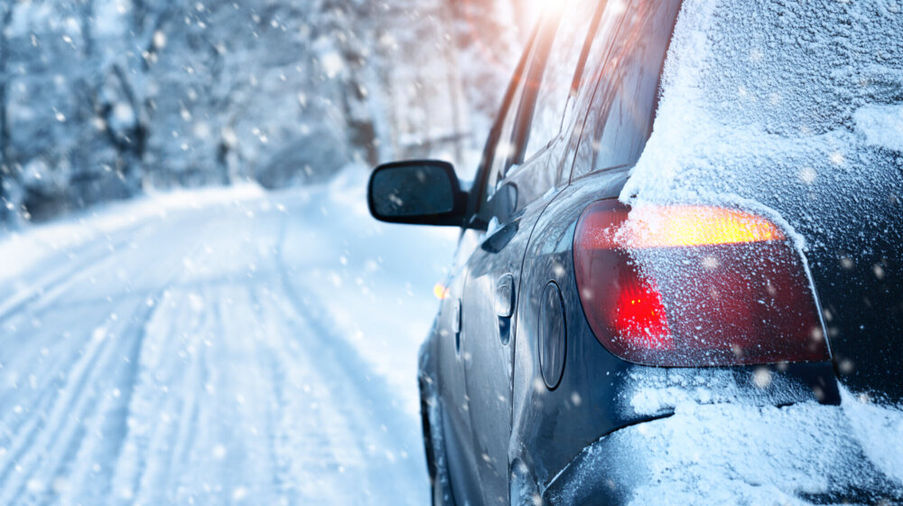 Zašto nikad ne smete da vozite kola sa zimskim rukavicama: Opasnije je nego što mislite 1