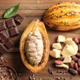 Ljubitelji čokolade zgroženi nakon što su videli kako ona stvarno nastaje (VIDEO) 4