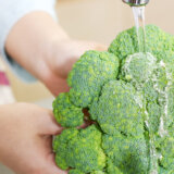Verovatno ste ga čistili naopako: Kako se u stvari pere brokoli? 2