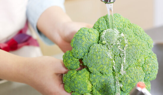 Verovatno ste ga čistili naopako: Kako se u stvari pere brokoli? 10