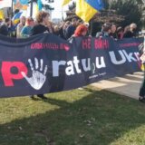 U Beogradu održan "Marš podrške Ukrajini" (FOTO) 11