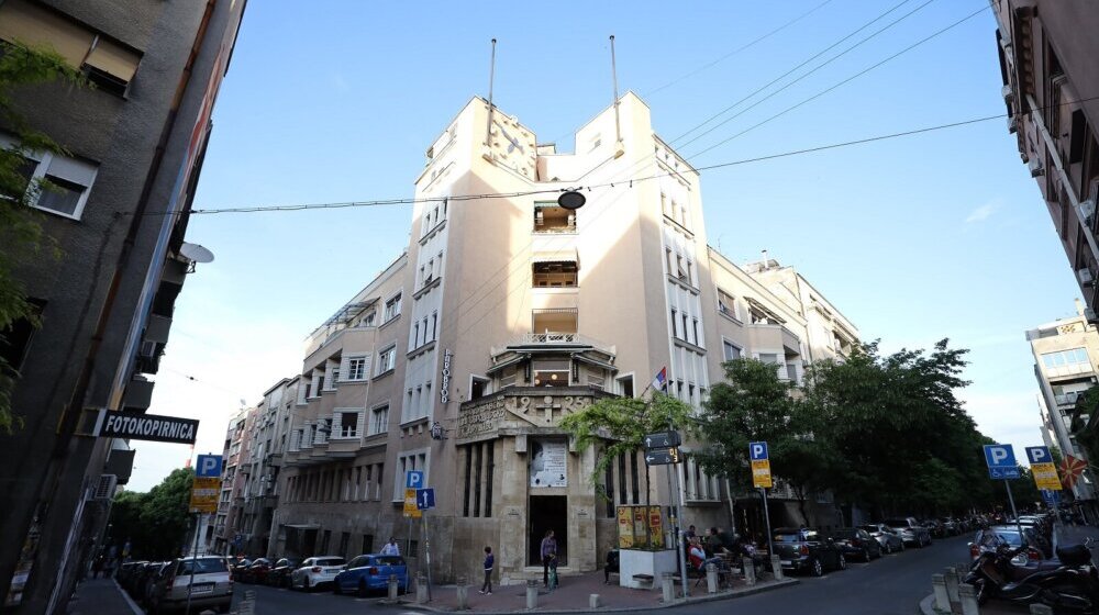 Promocija NIN-ovog romana godine „Unutrašnje more" Danice Vukićević u UK Parobrod 1