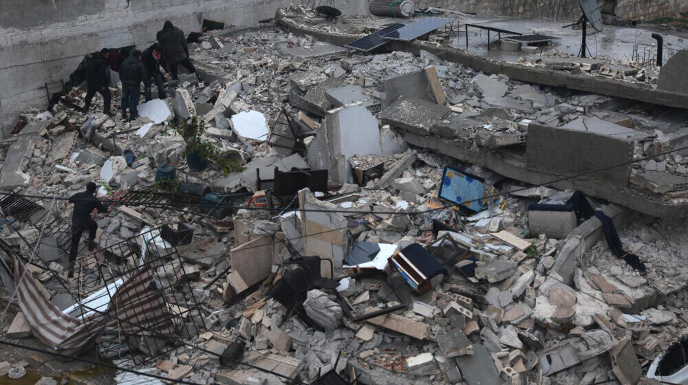 UN traži hitan prekid vatre u Siriji da se olakša dostavljanje pomoći ljudima pogođenim zemljotresom 1