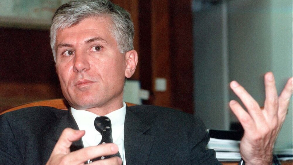 Napad na Fica prvi u Evropi posle Đinđića i Ane Lind: Na koje je sve političare izvršen atentat? 2 Napad na Fica prvi u Evropi posle Đinđića i Ane Lind: Na koje je sve političare izvršen atentat? 2