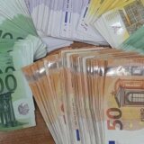 Novac i politika - slučaj Srbija: Autorski tekst Zorana Stojiljkovića 6