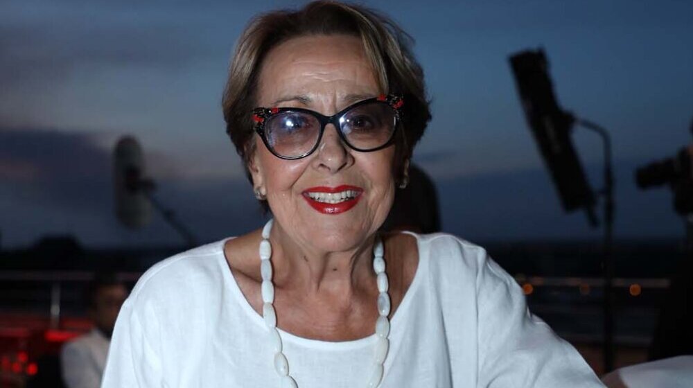 Nova: Grupa glumaca tužila Nebojšu Bakareca 1