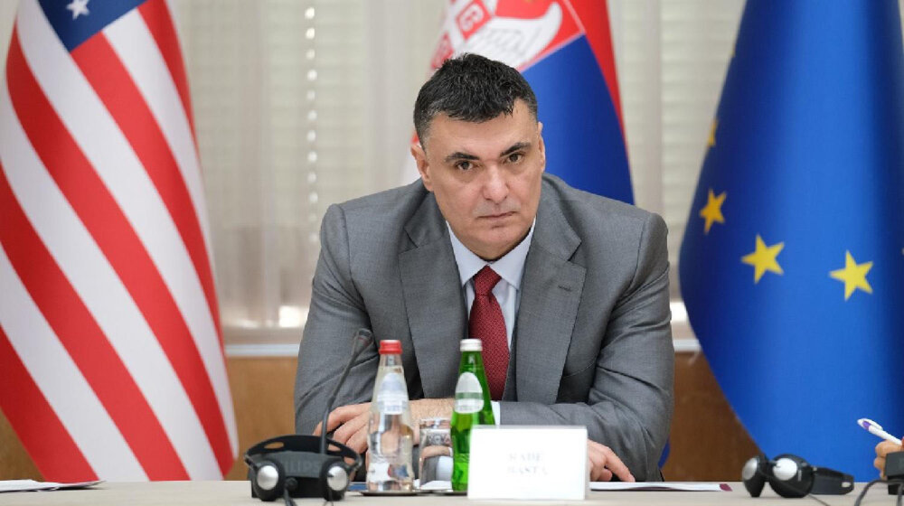 Ministar Basta predlaže da se sruši škola “Vladislav Ribnikar” 17