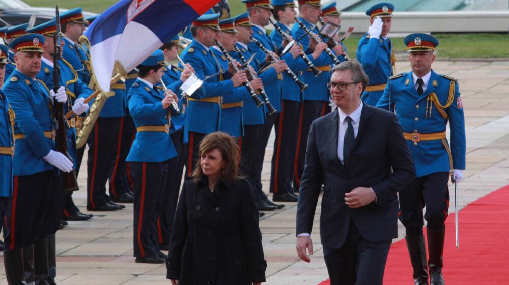 (VIDEO) Predsednica Grčke završila posetu Srbiji, Vučić lično proveravao kuhinju pre zajedničke večere 1