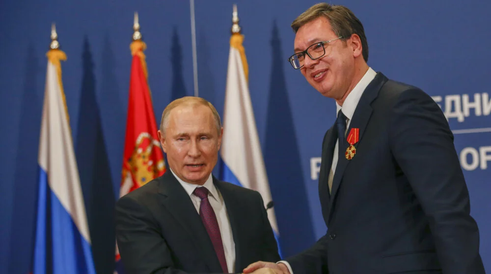 Putin čestitao Vučiću i narodu Srbije Dan državnosti 1