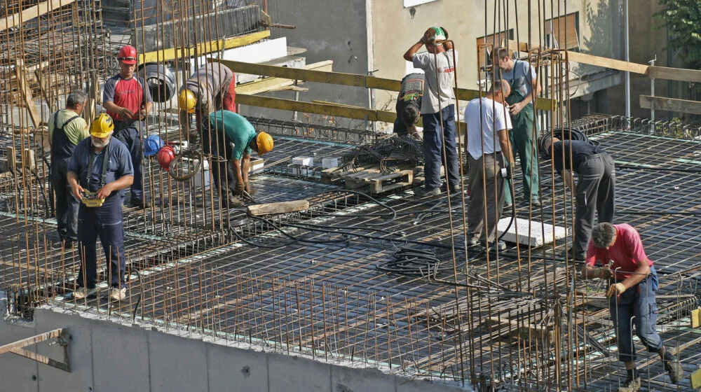 Ko kontroliše zapošljavanje stranaca u Srbiji? 1