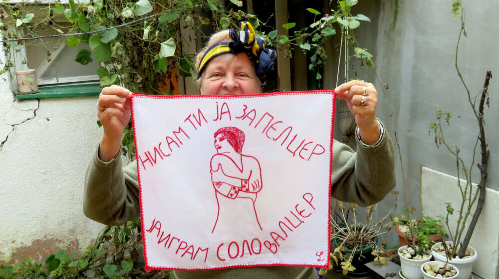 Udruženje NEpraktične žeNE predstavlja svojevrsni vezni grafit -„Kuvarice“ savremenog trenutka 1