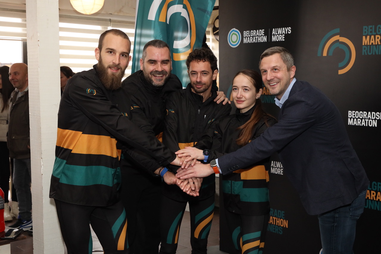 Beogradski maraton osnovao trkački klub "Belgrade Marathon Runners", prvi javni trening održan na Adi Ciganliji (FOTO) 3