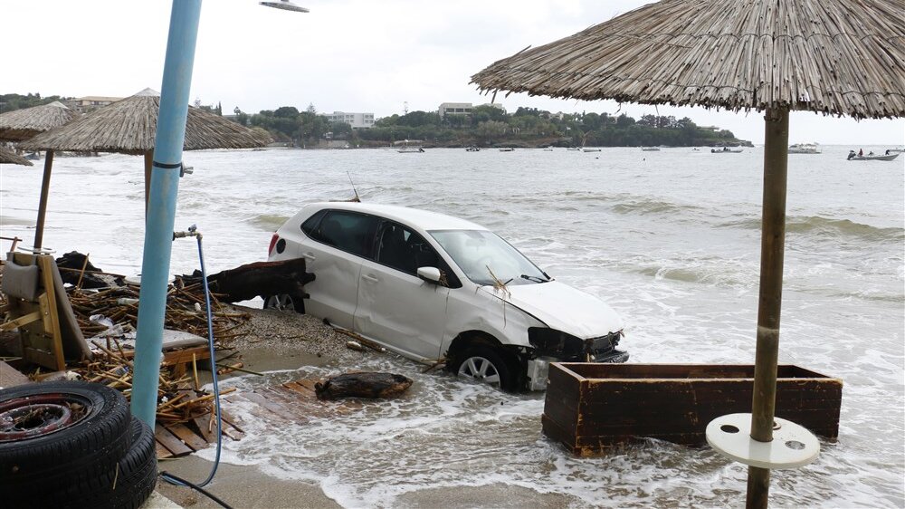 Čovečanstvo na klimatskoj raskrsnici: Auto-put ka paklu ili ka budućnosti u kojoj će život biti moguć? 2 poplava klimatske promene