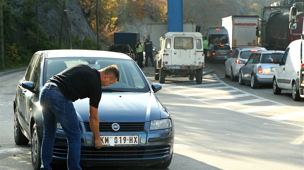 Upućen zahtev za produženje roka za preregistraciju vozila na severu Kosova 1