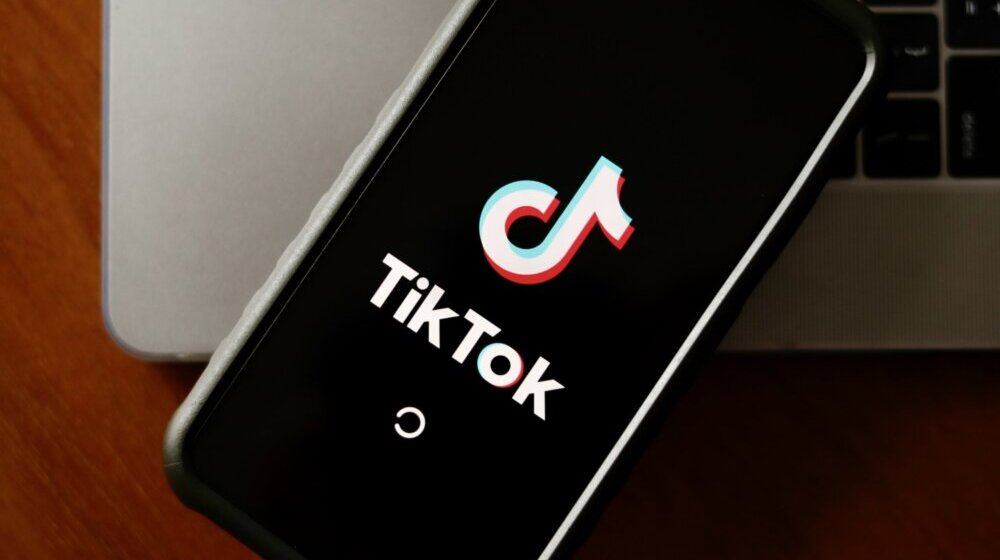 Američki Kongres usvojio zakon koji predviđa zabranu društvene platforme TikTok 10