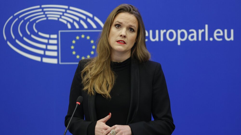 Poslanici Evropskog parlamenta Teri Rajntke dodeljena godišnja nagrada portala EWB 1