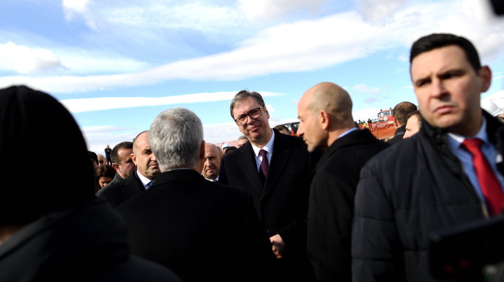 "I Severna Koreja bi se postidela režije mitinga u Vranju": Sagovornici Danasa o Vučićevoj funkcionerskoj kampanji 1