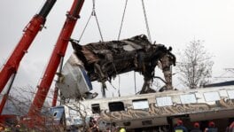 U sudaru vozova u Grčkoj 42 osobe poginule, najmanje 130 povređeno (FOTO) 6
