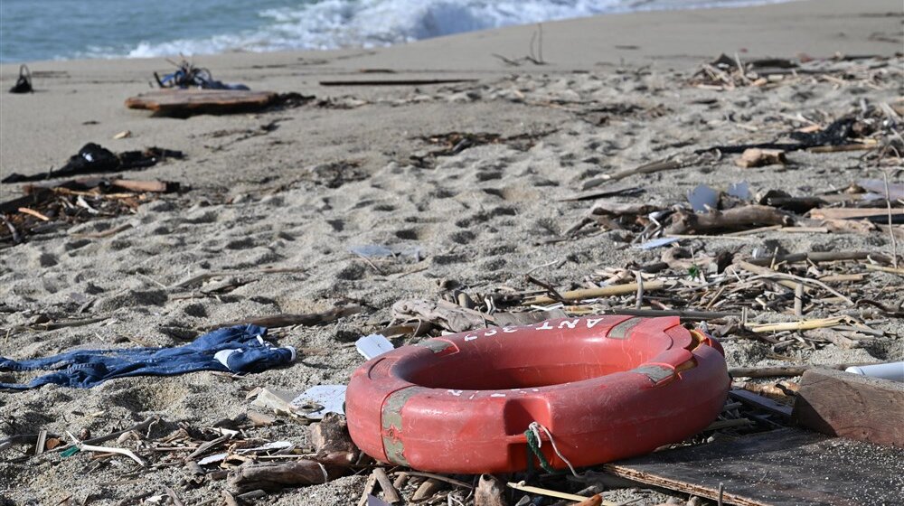 Potonula dva čamca kod Tunisa, poginulo najmanje 29 migranata 1