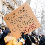 Francuski senat odobrio nepopularne penzione reforme: "Milioni ljudi na ulici, Makron nije hteo ni da nas sasluša" 6