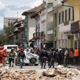Raste broj mrtvih u zemljotresu u Ekvadoru 10