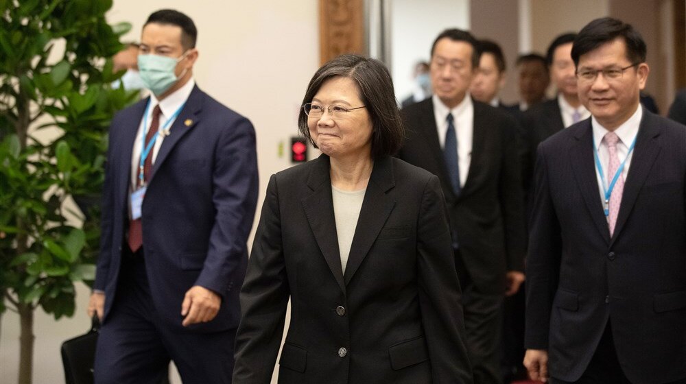 Predsednica Tajvana u SAD, Peking pomno prati njene aktivnosti 1