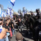 Netanjahu helikopterom prebačen na aerodrom, jer su demonstranti blokirali put 11