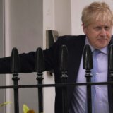 Izveštaj: Džonson namerno obmanuo parlament zbog zabava tokom pandemije 1