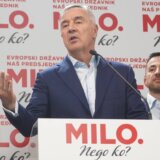 Đukanović na završnoj konvenciji: U nedelju Crna Gora bira između EU i srpskog sveta 17
