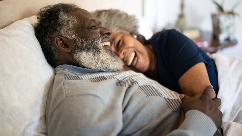 Seks i stariji: Da li se „bumeri" najbolje provode u krevetu 2 „Obično vrhunac seksualnog iskustva počinje u srednjem dobu i kasnije" - doktorka Pegi Klajnplac