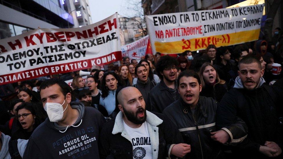 Grčka, železnica i udes: Štrajk železničara u celoj zemlji, u Atini sukob demonstranata i policije 2 Protest u Atini