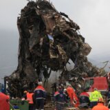 Grčka, železnica i nesreća: Premijer moli za oproštaj porodice poginulih, sukobi na protestima u Atini 5
