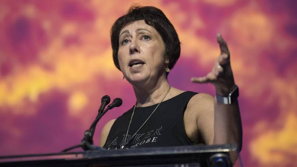 Svemir: Kako je prva žena dobila „najbolji posao na svetu" i postala glavna naučnica u NASA-i 1 Nikola Foks