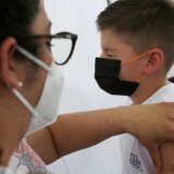 Srbija, zdravlje i deca: Institut Torlak povukao seriju BCG vakcina, nadležni tvrde da nema razloga za brigu 9