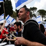 Izrael i politika: Obustavljen generalni štrajk u zemlji - Netanjahu najavio odlaganje spornih reformi pravosuđa 11