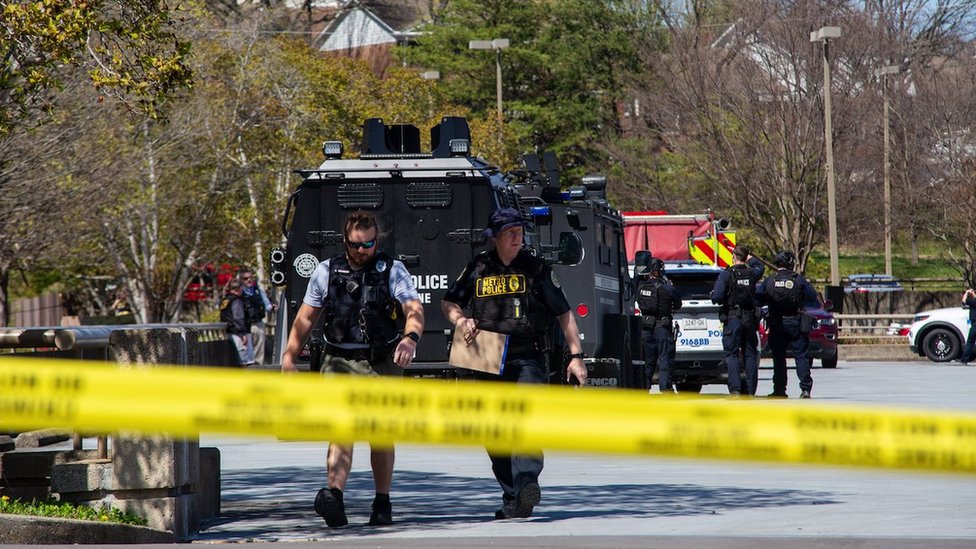 Amerika i pucnjava u hrišćanskoj u školi, Nešvil: Šest mrtvih, među kojima troje dece, ubijena i napadačica koja je prethodno legalno kupila više komada oružja 3 pucnjava u privatnoj hrišćanskoj školi