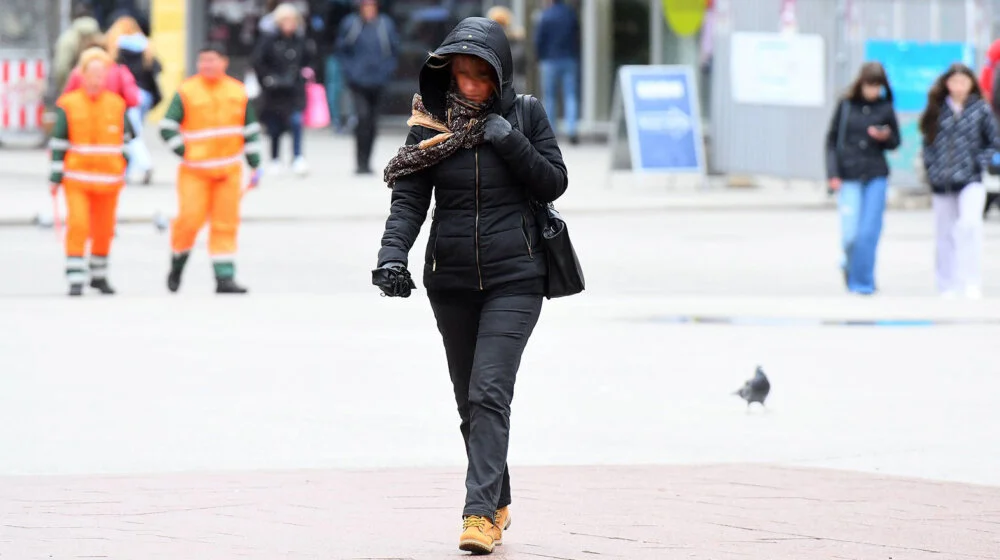 Oblačno posle vedrog jutra, od minus devet do šest 13