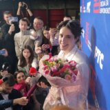 Euforični tim Luke Black-a, porodica Duo Granda i novinari koji ne ostavljaju na miru Džipsija: Kako je izgledalo izveštavanje sa Pesme za Evroviziju? 5