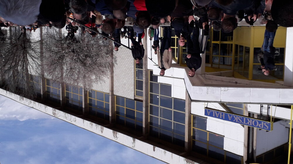 "Nama treba Mercedes, a ne stadion i bazen": Kako je protekao miting Aleksandra Vučića u Vranju 1