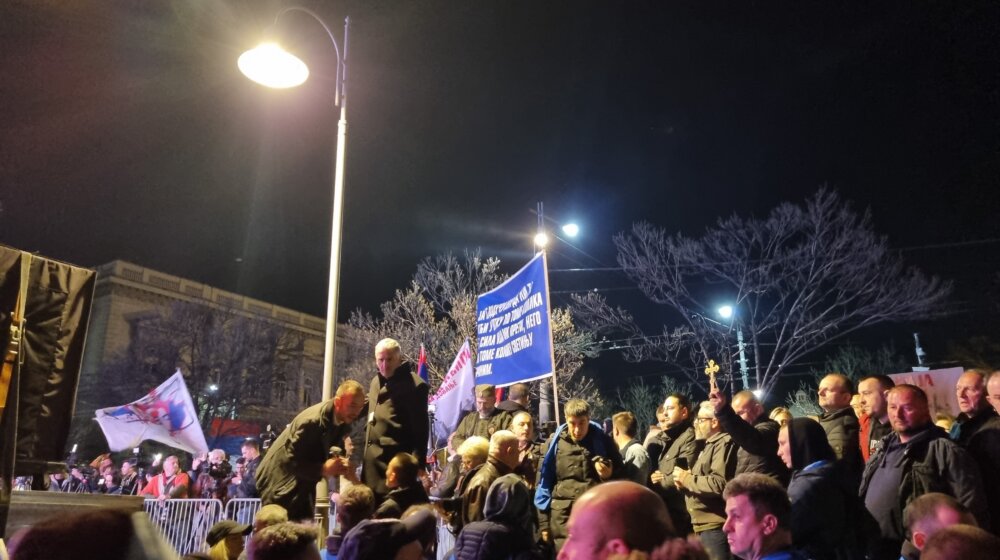 Zašto je opozicija pomerila protest Srbija protiv nasilja sa petka na subotu? 1