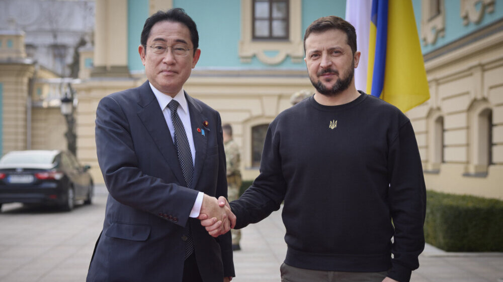 fumio kišida i volodimir zelenski