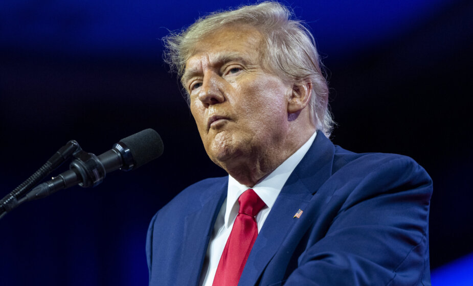 Tramp kaže da će biti uhapšen u utorak, i poziva na proteste 1