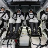 Četiri astronauta sletela na Zemlju nakon pet meseci u svemiru 4