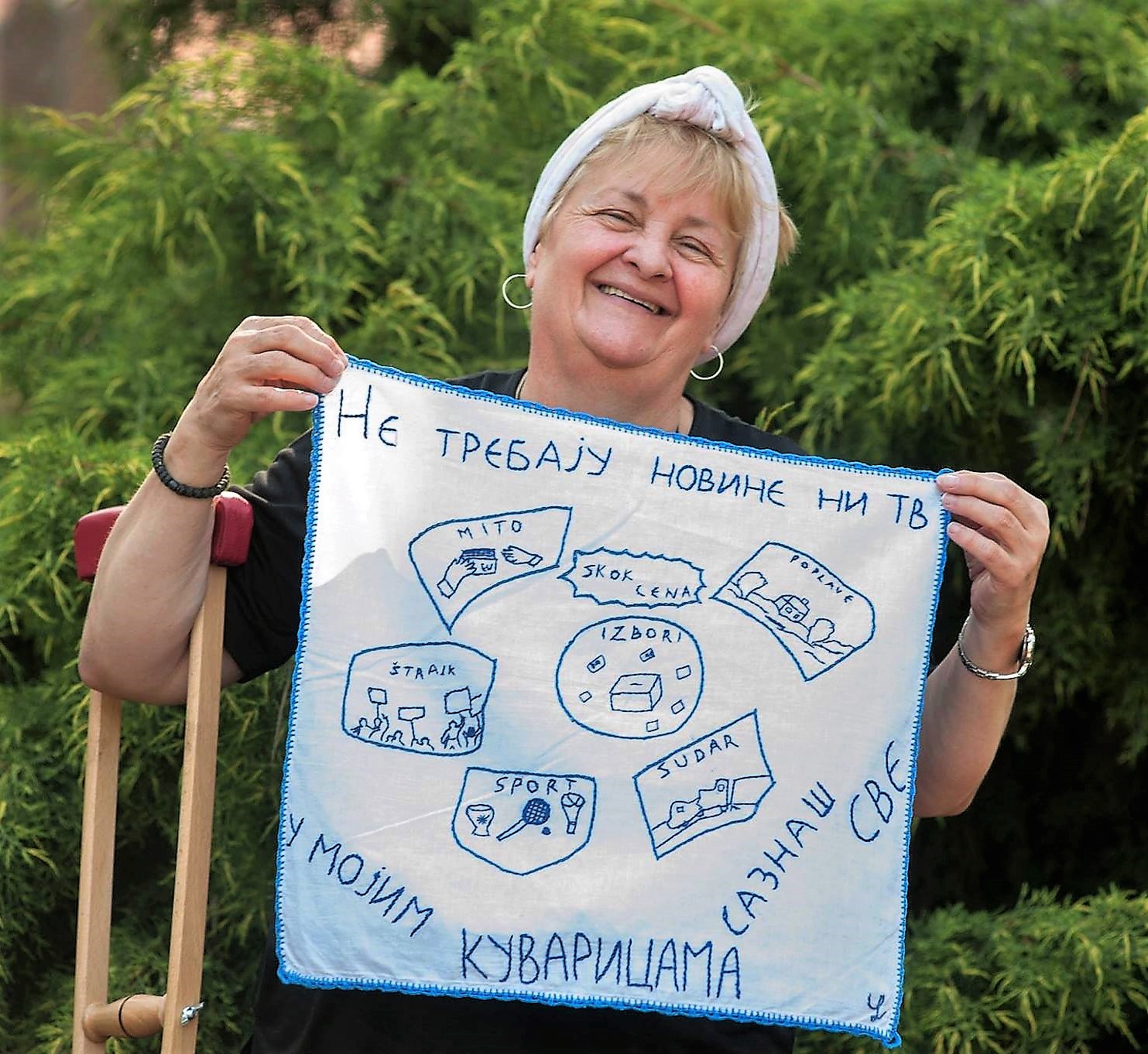 Udruženje NEpraktične žeNE predstavlja svojevrsni vezni grafit -„Kuvarice“ savremenog trenutka 7 Foto: Lenka Zelenović/MNMU Promo